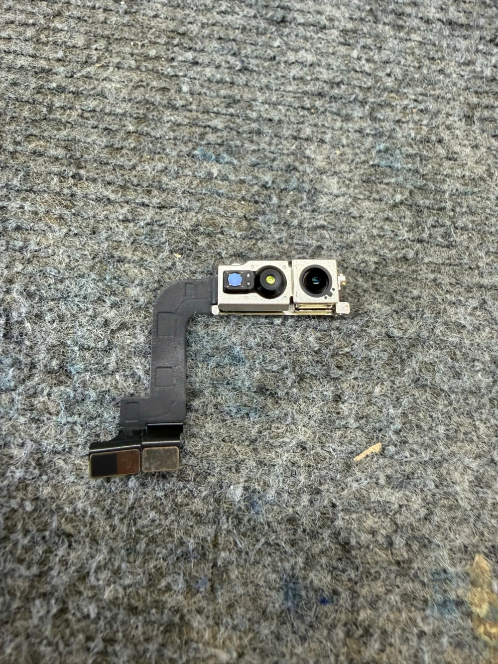 Camera Trước Zin Bóc Máy iPhone 15 Plus (Model A2847, A3093, A3094, A3096)
